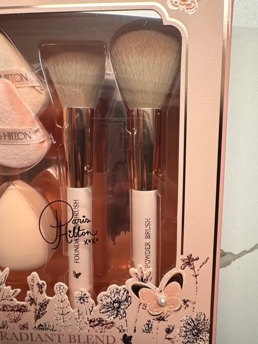 Paris Hilton Radiant Blend 9-Piece Makeup Brush & Sponge Set